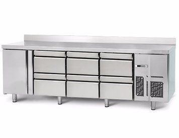 Холодильныйстол KTI257#3#7SBI1212 GGM