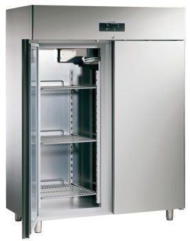 Шкаф холодильный SAGI HD130